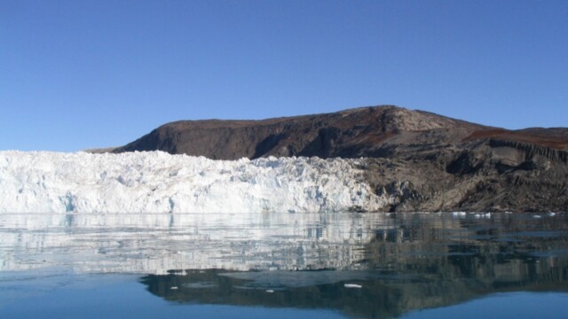 Fyrr eða síðar í sjóinn-©Trausti Baldursson Fyrr eða síðar í sjóinn-©Trausti Baldursson